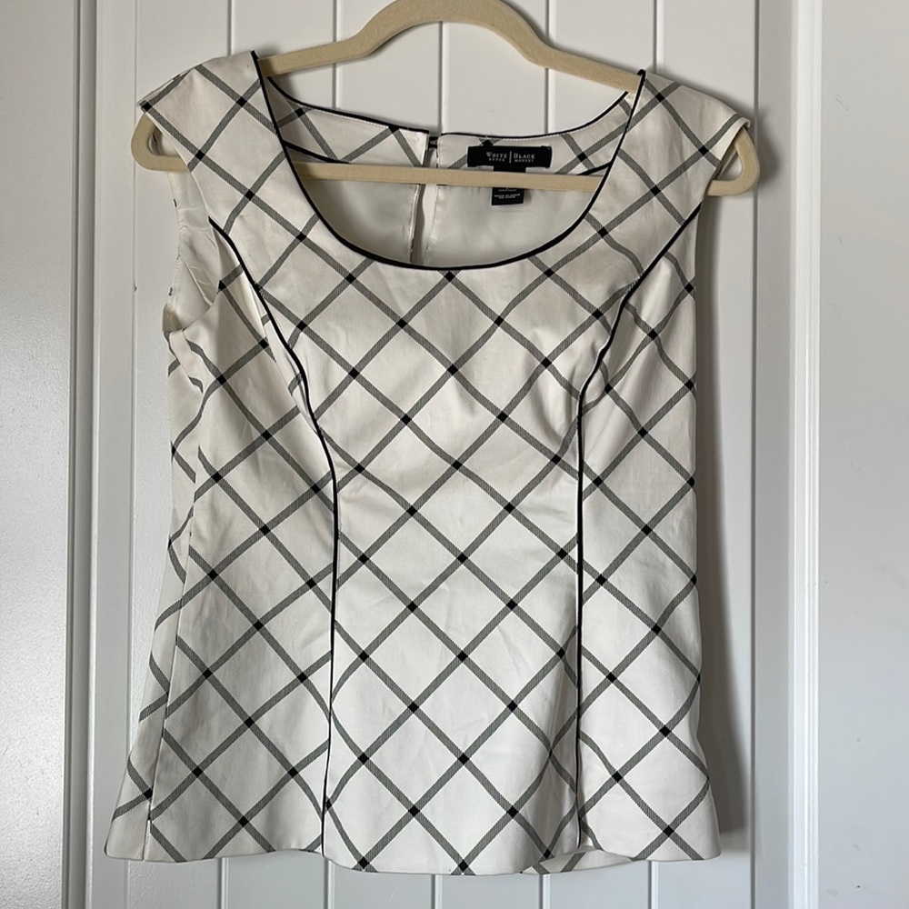 White House Black Market Sleeveless top size 2